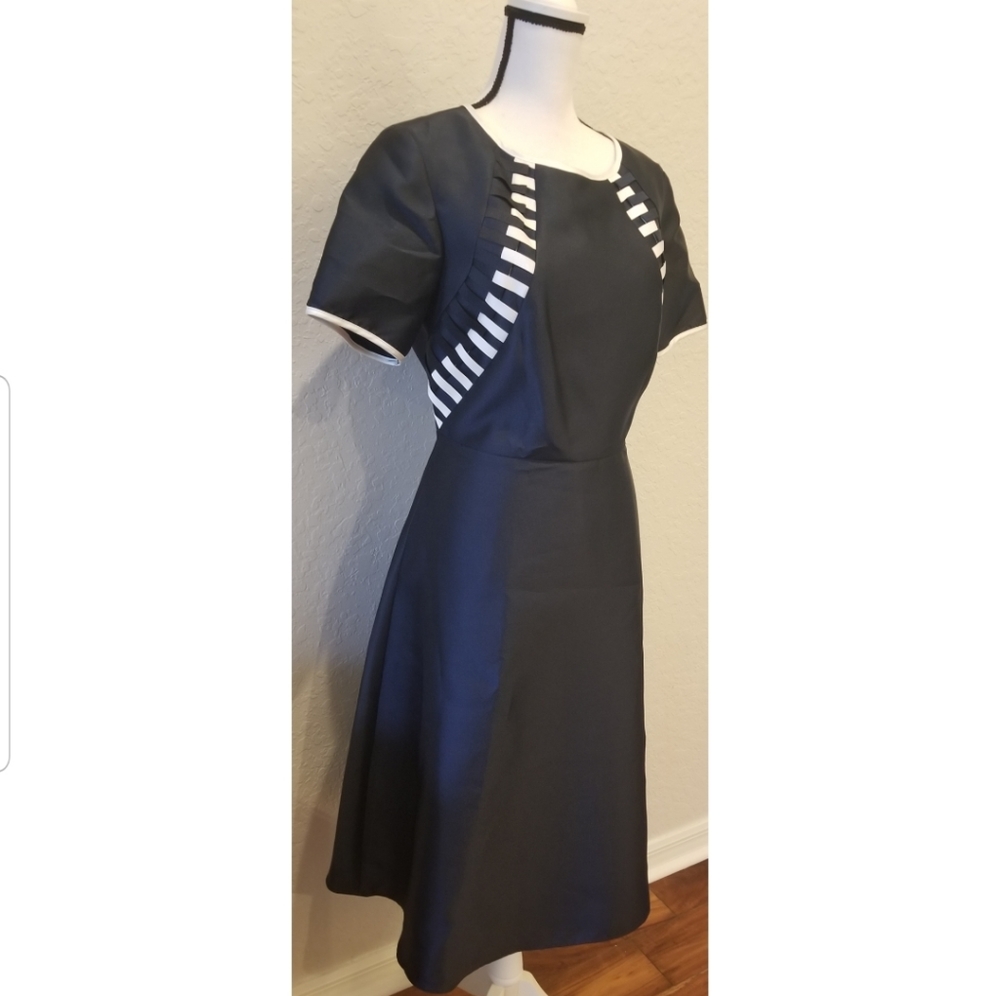 Chancelle Navy Blue & White Dress - Picture 3 of 3
